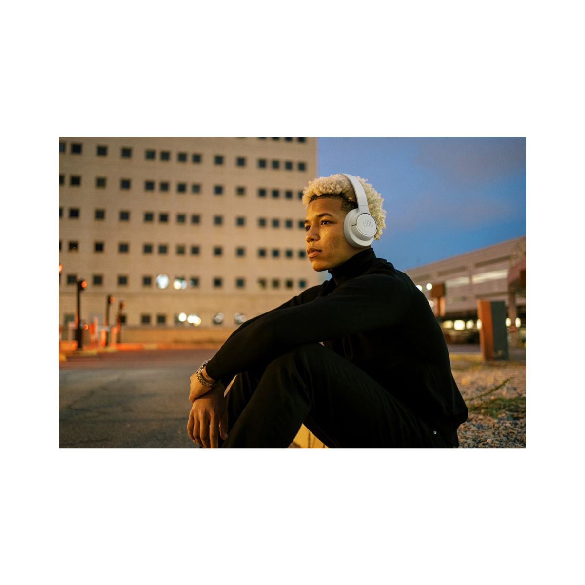 Навушники JBL Tune 720BT White