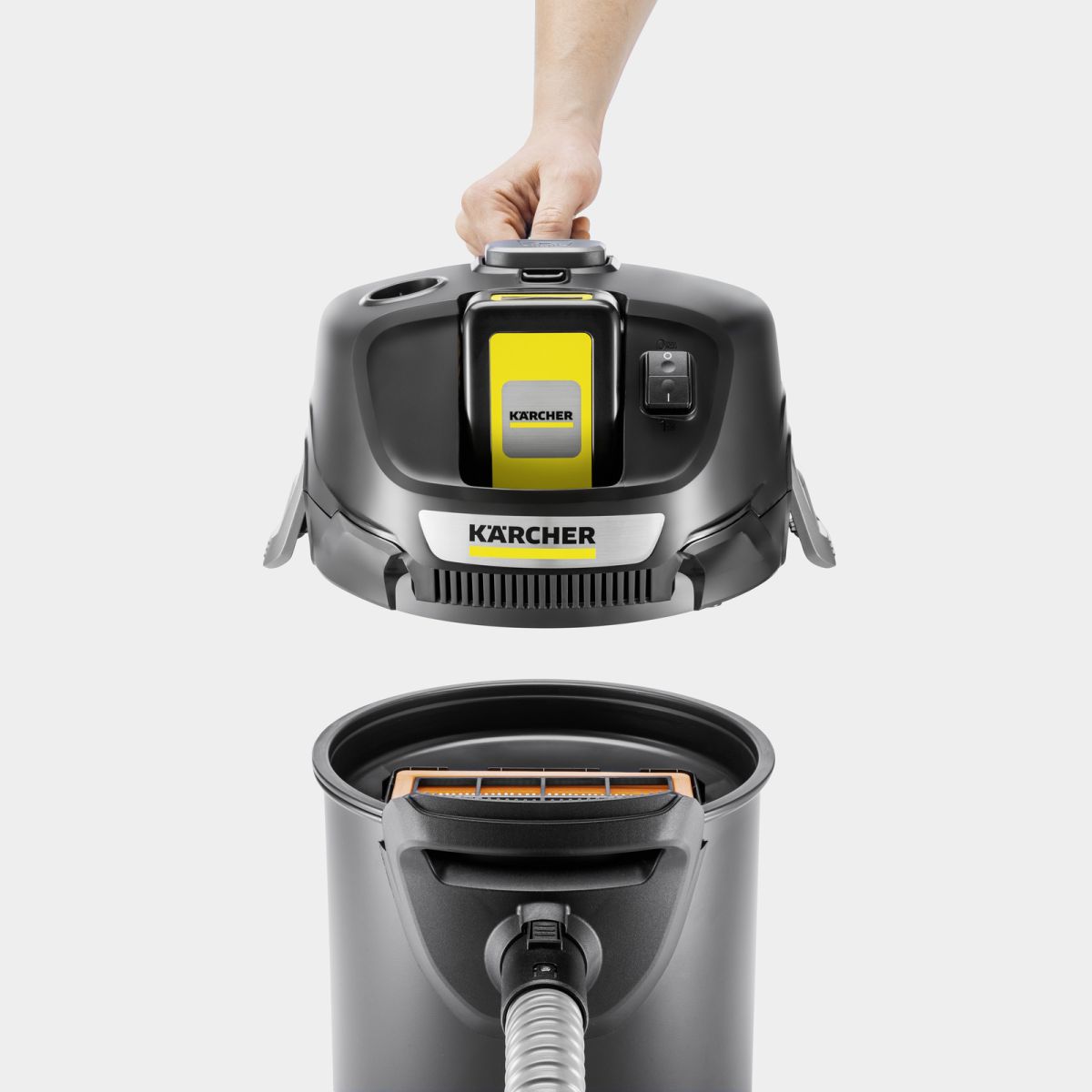 Пилосос Karcher AD 2 Battery (без АКБ та ЗП) (1.348-300.0)