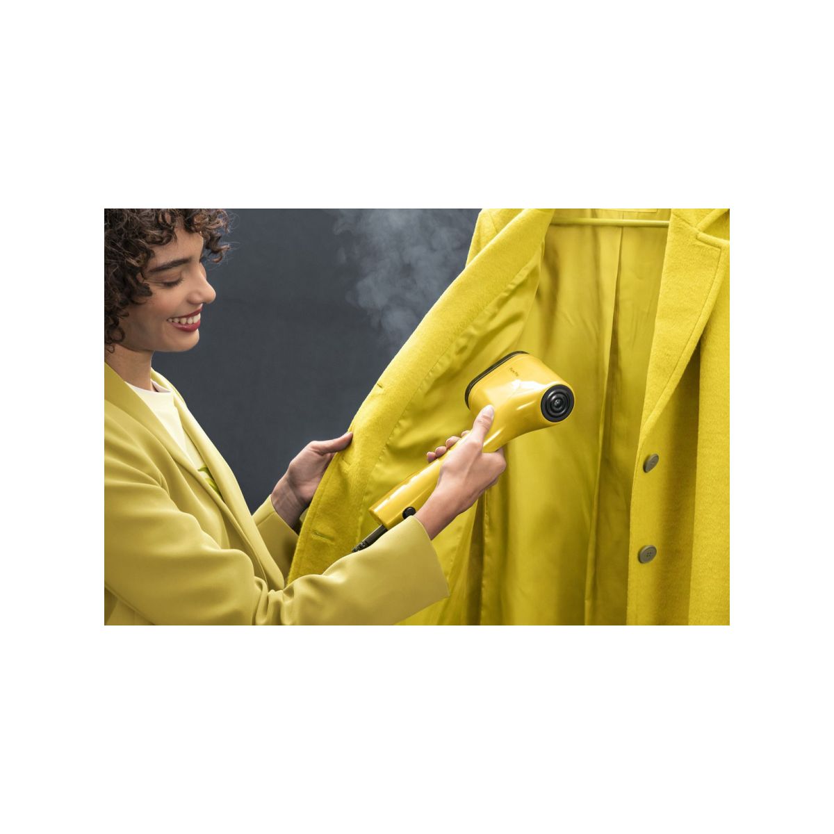 Відпарювач для одягу Tefal Pure Pop Yellow (DT2026E1)