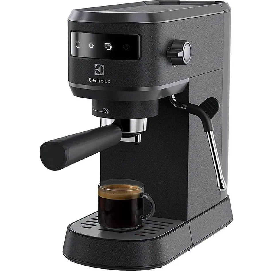 Кавоварка Electrolux E6EC1-6BST