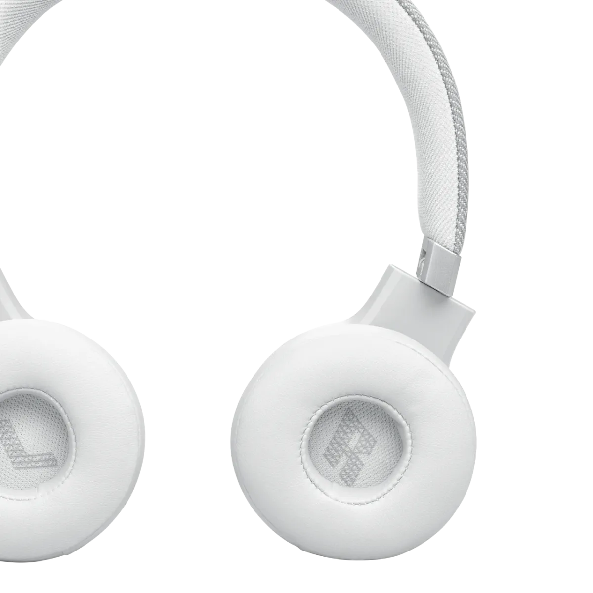 Навушники JBL Live 670 NC White